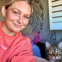 Sitter Profile Image: Summer Q.