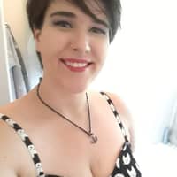 Sitter Profile Image: Elizabeth B.