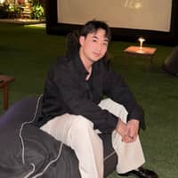 Sitter Profile Image: Sitthichok S.