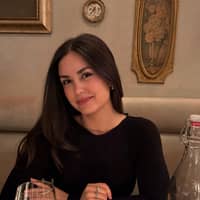 Sitter Profile Image: McKenna W.