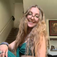 Sitter Profile Image: Courtney K.