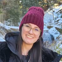 Sitter Profile Image: Arianna T.