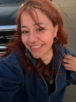 Sitter Profile Image: Evelyn R.