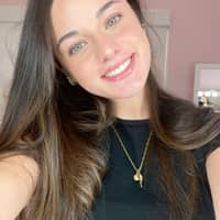 Sitter Profile Image: Mia R.