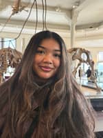 Sitter Profile Image: Valerie C.