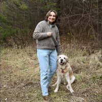 Sitter Profile Image: Amanda J.