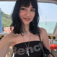 Sitter Profile Image: Sophie S.