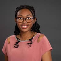 Sitter Profile Image: Sabrina F.