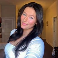 Sitter Profile Image: Alexandra H.