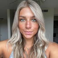 Sitter Profile Image: Danielle V.