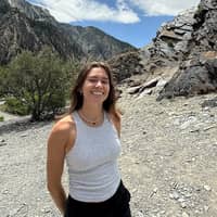 Sitter Profile Image: Anna M.