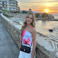 Sitter Profile Image: Aleksandra K.