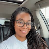 Sitter Profile Image: LaShannah R.