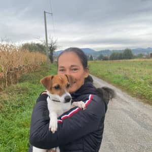 Sitter Profile Image: Veronique E.