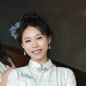 Sitter Profile Image: weiyu s.