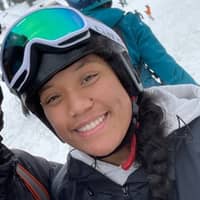 Sitter Profile Image: Olivia P.