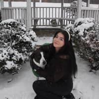 Sitter Profile Image: Leah H.