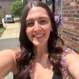 Sitter Profile Image: Elizabeth S.