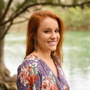 Sitter Profile Image: Carly S.