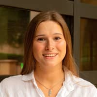 Sitter Profile Image: Erin H.