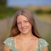 Sitter Profile Image: Hannah J.