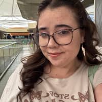 Sitter Profile Image: Layla A.