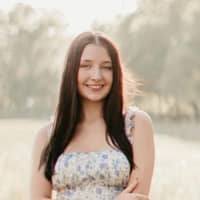 Sitter Profile Image: Hailey T.