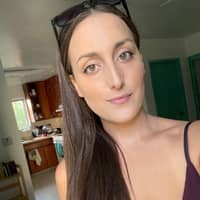 Sitter Profile Image: Lily M.