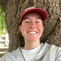 Sitter Profile Image: Laura R.