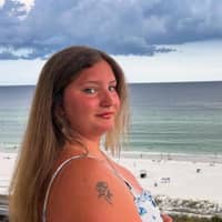 Sitter Profile Image: Jenna H.