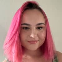 Sitter Profile Image: Hannah P.