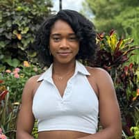 Sitter Profile Image: Shannon K.