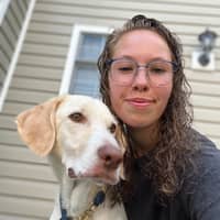 Sitter Profile Image: Ashleigh B.