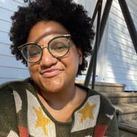 Sitter Profile Image: Tierra I.