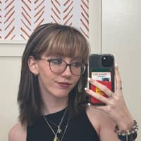 Sitter Profile Image: Mia D.