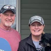 Sitter Profile Image: Jennifer & Scott P.