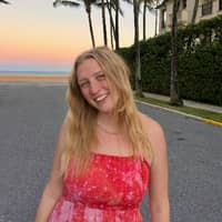 Sitter Profile Image: Alli F.