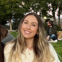 Sitter Profile Image: Taylor C.