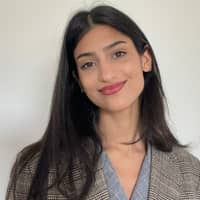 Sitter Profile Image: Julia S.