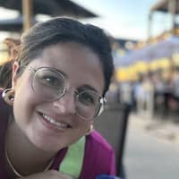 Sitter Profile Image: Daniela R.