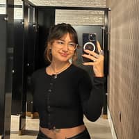 Sitter Profile Image: Michelle G.