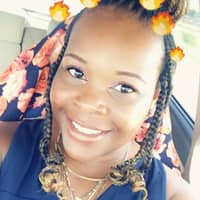 Sitter Profile Image: Mechelle B.