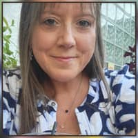 Sitter Profile Image: Angela D.