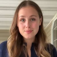 Sitter Profile Image: Maddie S.