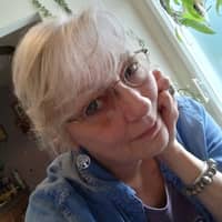 Sitter Profile Image: MaryEllen M.