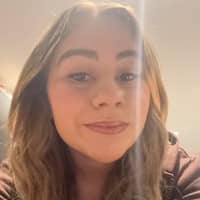 Sitter Profile Image: louisa p.