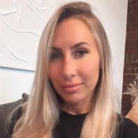 Sitter Profile Image: Stephanie F.