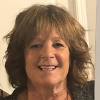 Sitter Profile Image: Lynn B.