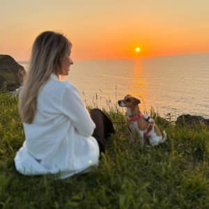 Sitter Profile Image: Esther Z.