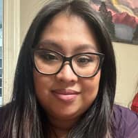 Sitter Profile Image: Cinthia T.